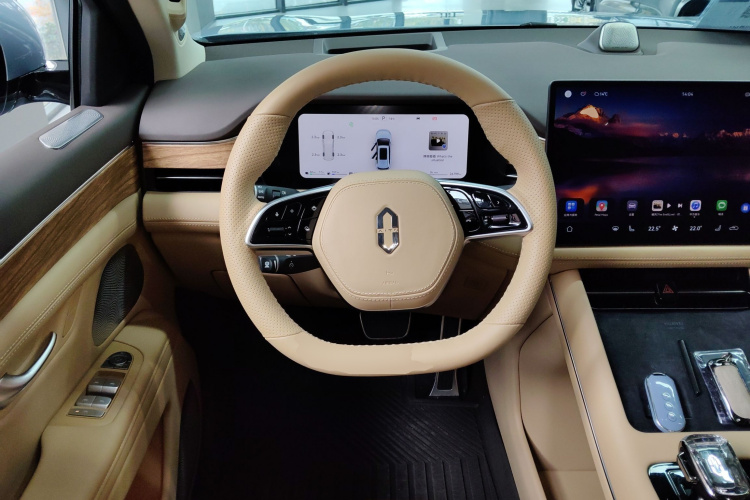 鸿蒙智行 问界M7 2024款 1.5T 后驱Plus版 5座中控内饰13