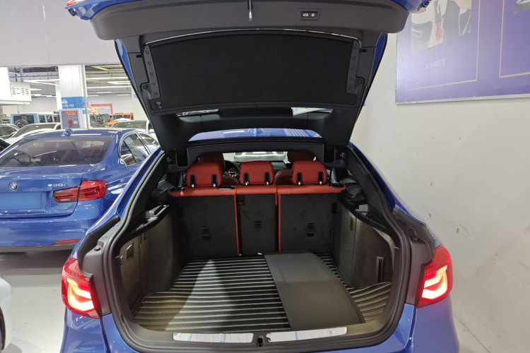 宝马3系GT 2018款 330i xDrive M运动型局部细节23