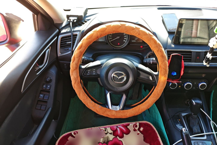 马自达3 昂克赛拉 2017款 三厢 1.5L 自动舒适型 国V中控内饰13