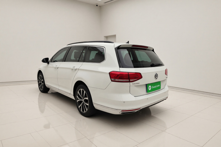 大众 蔚揽 2018款 380TSI 两驱舒行版车身外观5