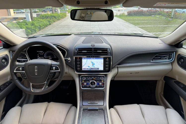 林肯大陆 2019款 2.0T 两驱尊耀版 国VI中控内饰7005