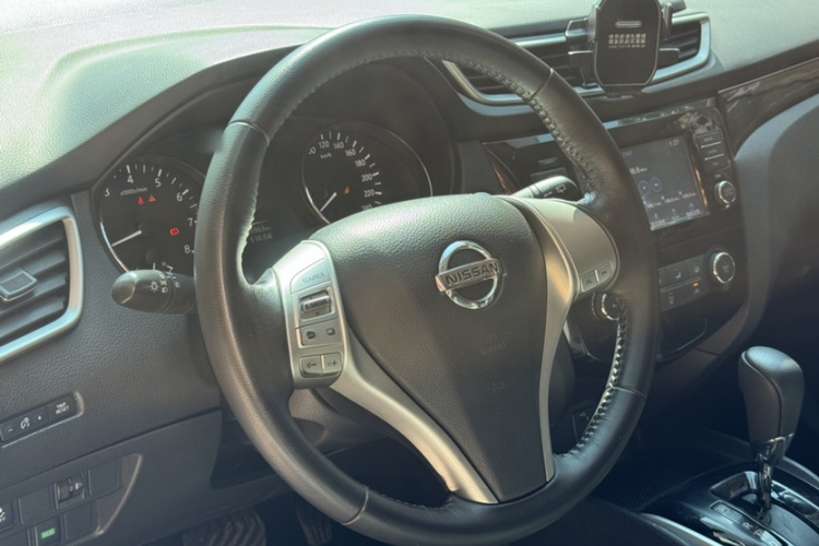 日产 逍客 2017款 2.0L CVT豪华版 国V局部细节13