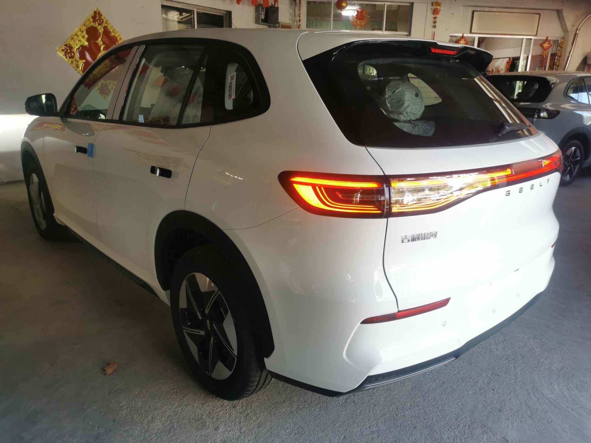 吉利银河 银河E5 2026款 530km 启航版(3)