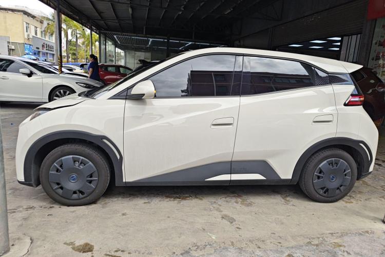 比亚迪 海鸥 2025款 305km 活力版车身外观4