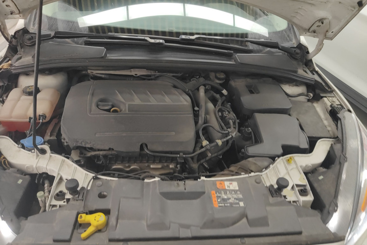 福特 福克斯 2018款 两厢经典 EcoBoost 180 自动精英型机舱底盘24