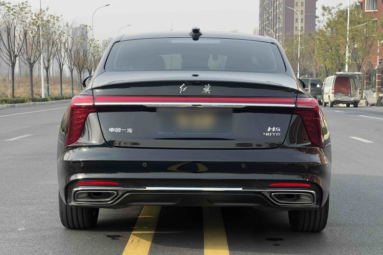 红旗H5 2024款 2.0T 自动智联旗畅版车身外观6004