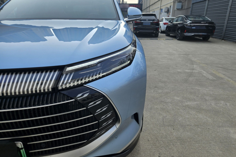 比亚迪 护卫舰07 2023款 DM-i 100KM 尊贵型车身外观6004