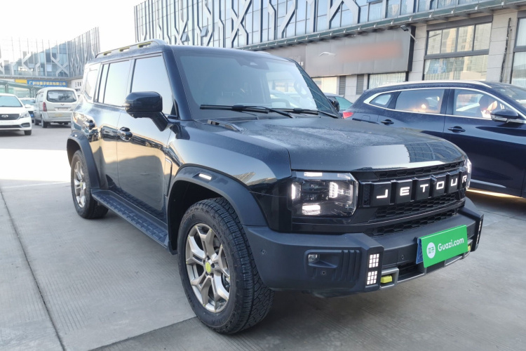 捷途旅行者 2023款 2.0T 四驱征服PRO车身外观3