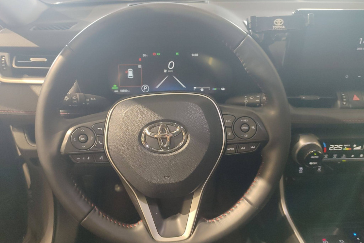 丰田 威兰达新能源 2023款 高性能版 2.5L 两驱劲擎版中控内饰13