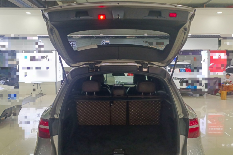 奔驰GLC 2019款 GLC 200 L 4MATIC局部细节23