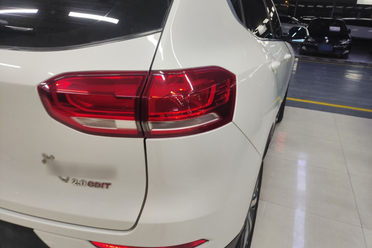 哈弗H6 2017款 红标 2.0T 自动两驱智尚型车身外观6006