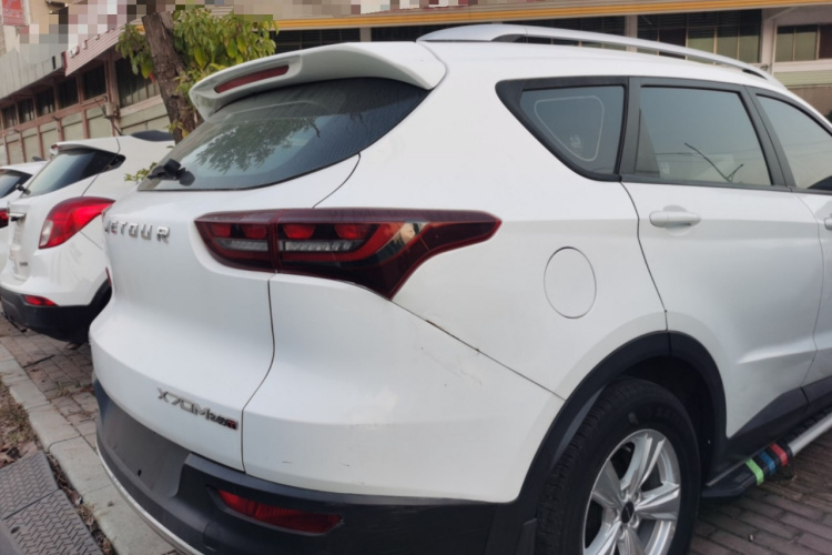 捷途X70M 2021款 1.5T DCT豪华伙伴型 5座车身外观6005