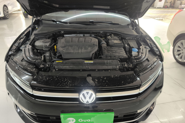 大众 迈腾 2024款 380TSI DSG尊贵版大迈包机舱底盘24