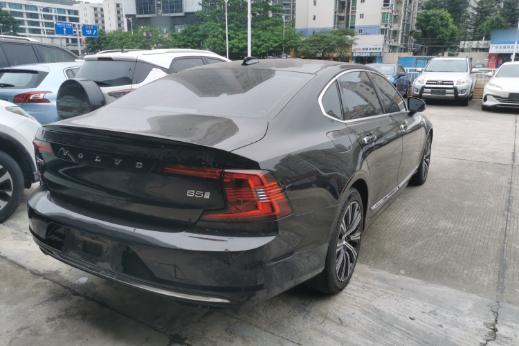 沃尔沃S90 2021款 B5 智逸豪华版车身外观7