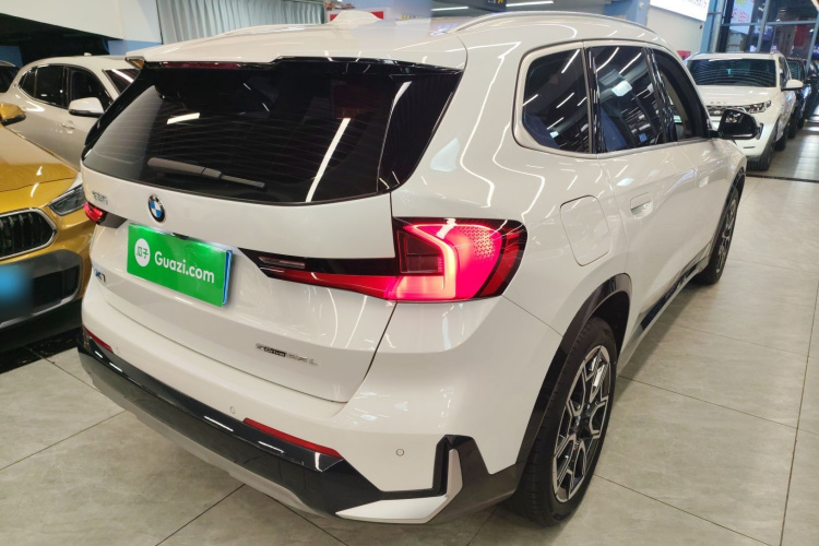 宝马X1 2024款 sDrive25Li X设计套装车身外观7