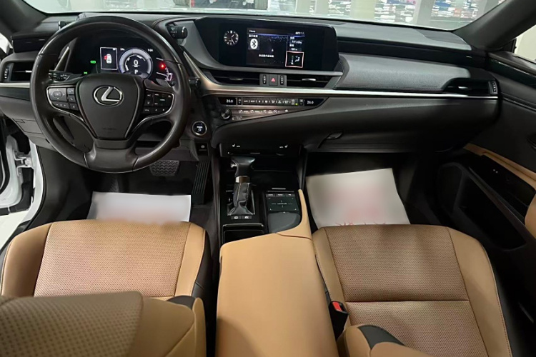 雷克萨斯ES 2020款 300h 卓越版车身外观6007