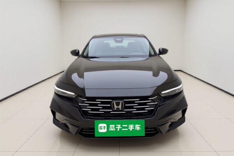 本田 雅阁 2025款 260TURBO 豪华版车身外观2