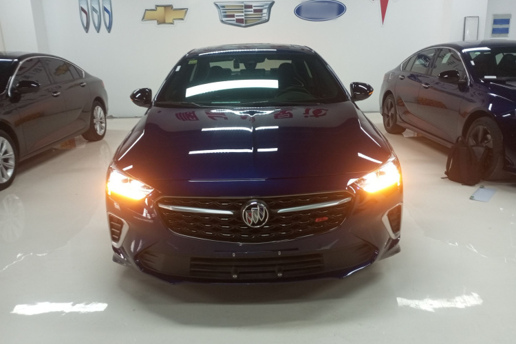 别克 君威 2021款 GS 28T 尊贵型车身外观2