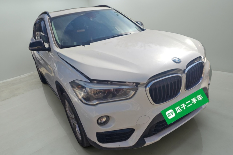 宝马X1 2018款 sDrive18Li 尊享型车身外观3