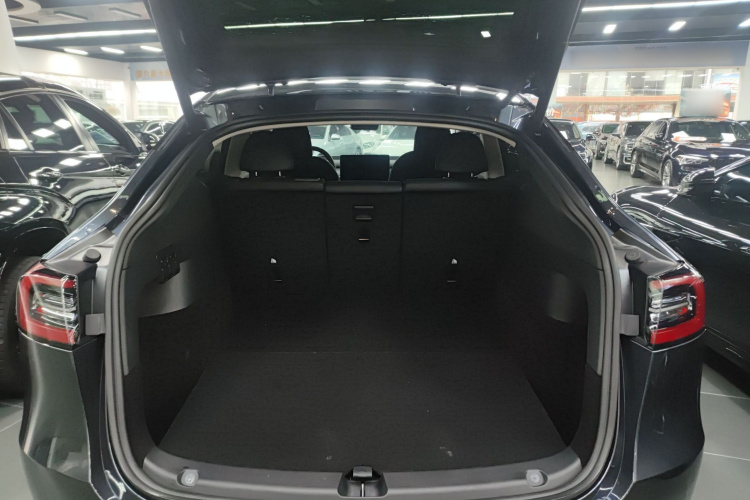 特斯拉 Model Y 2024款 后轮驱动版局部细节23