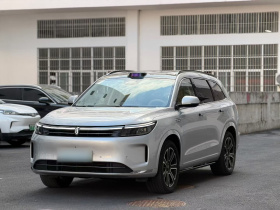 鸿蒙智行 问界M7 2024款 1.5T 智驾四驱Ultra版 6座