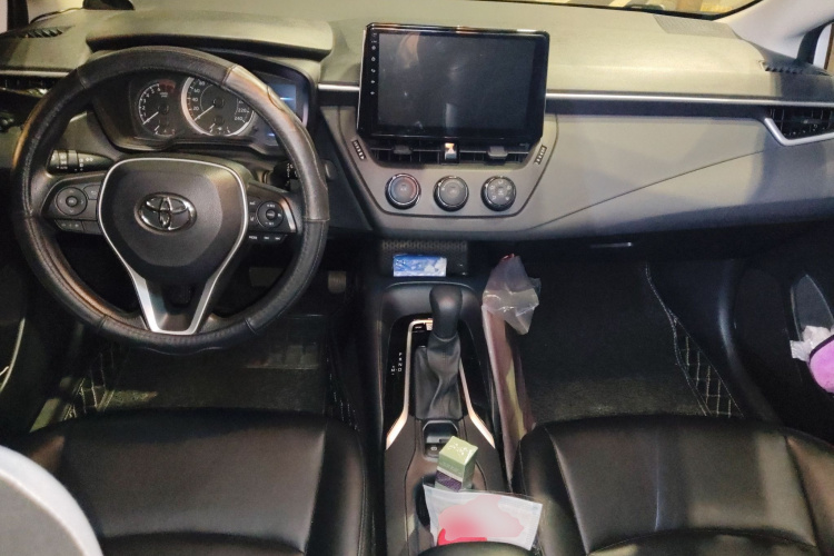 丰田 卡罗拉 2019款 1.2T S-CVT GL先锋版中控内饰12