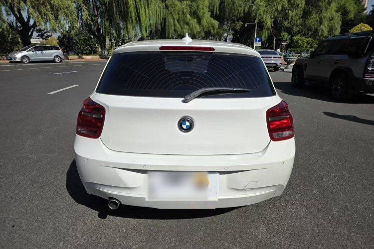 宝马1系(进口) 2013款 改款 116i 领先型车身外观6004