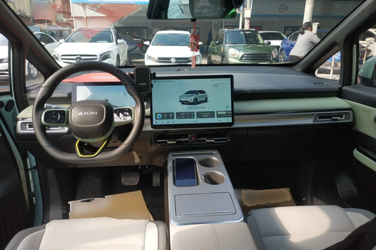 埃安 AION Y 2023款 Plus 510 智领版中控内饰12