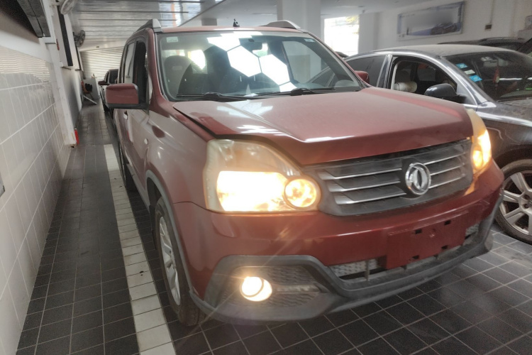 东风风度MX6 2015款 2.0L CVT两驱全能版车身外观3