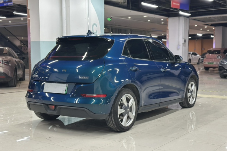 欧拉好猫 2023款 401km标准续航 尊贵型 磷酸铁锂车身外观6001