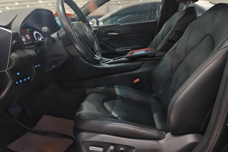 丰田 亚洲龙 2022款 2.0L 豪华版局部细节19