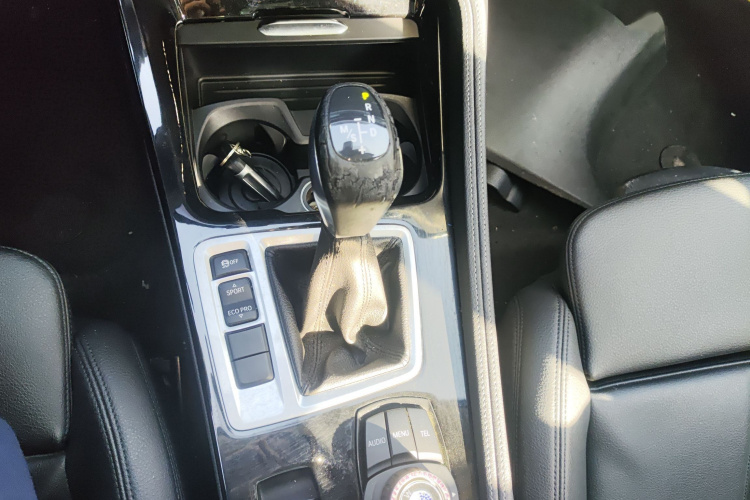 宝马1系 2017款 118i 运动型局部细节18