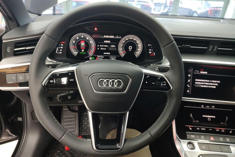 奥迪A6L 2022款 45 TFSI 臻选动感型中控内饰13