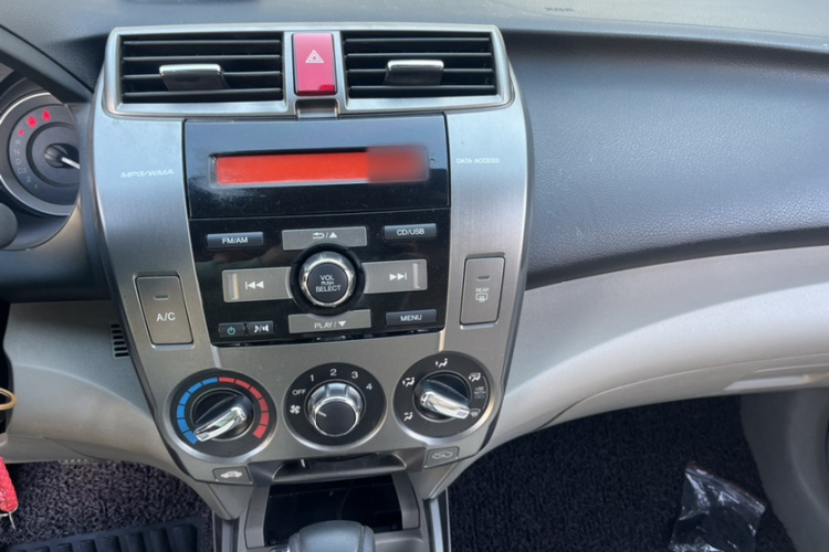 本田 锋范经典 2012款 1.5L 自动精英版局部细节16