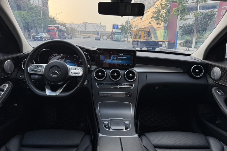 奔驰C级 2021款 C 200 L 时尚型运动版中控内饰7003