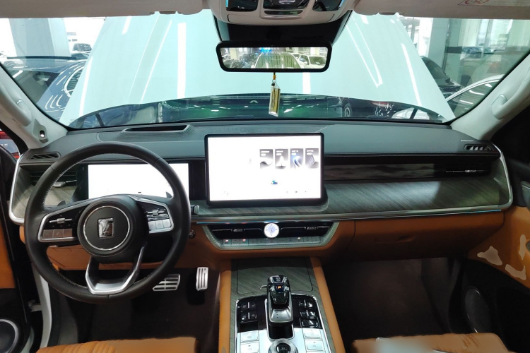 坦克500 2022款 3.0T 运动版 造境型 5座中控内饰7002