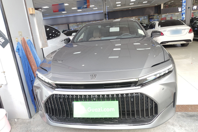 丰田 皇冠(进口) 2024款 2.5L 至尊版车身外观2