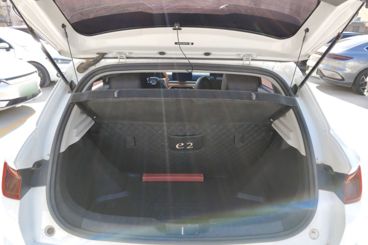 比亚迪e2 2021款 豪华型机舱底盘23