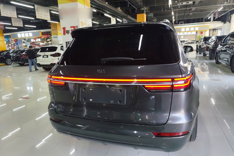 理想汽车 理想ONE 2021款 增程6座版车身外观6