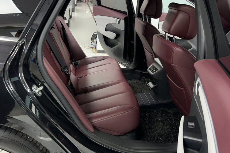 别克 君越 2024款 28T 越尊版中控内饰7004