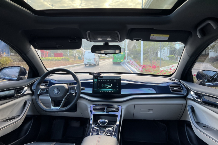 比亚迪 秦PLUS 2021款 DM-i 55KM 旗舰型中控内饰7002