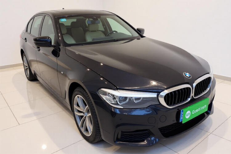 宝马5系 2018款 525Li M运动套装车身外观3