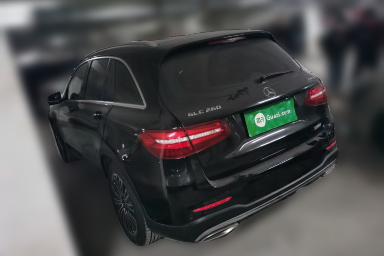 奔驰GLC 2018款 改款 GLC 260 4MATIC 动感型车身外观5