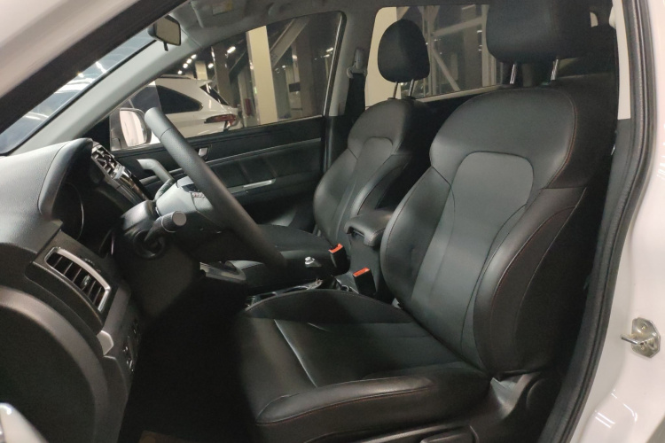 哈弗M6 2019款 1.5T 手动两驱精英型 国VI中控内饰19