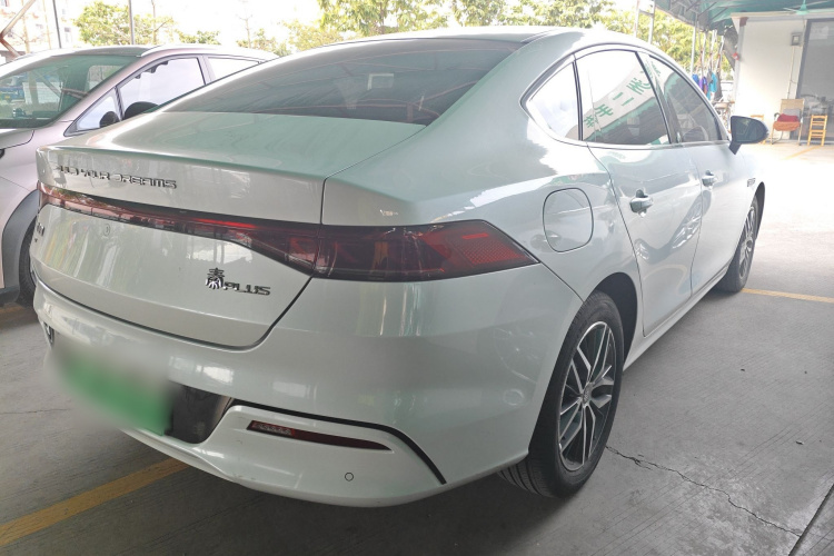 比亚迪 秦PLUS 2021款 EV 510KM 出行版车身外观7
