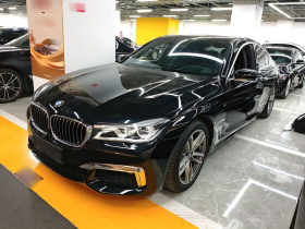 宝马7系 2018款 730Li 尊享型 M运动套装