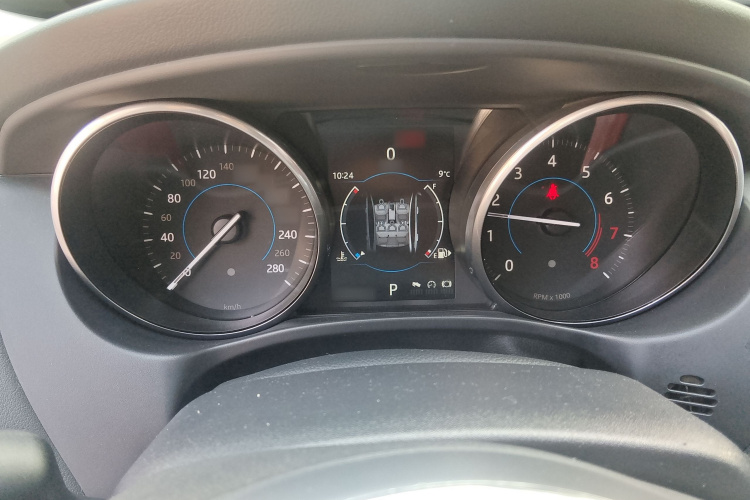 捷豹XE 2017款 2.0T 200PS R-Sport局部细节14