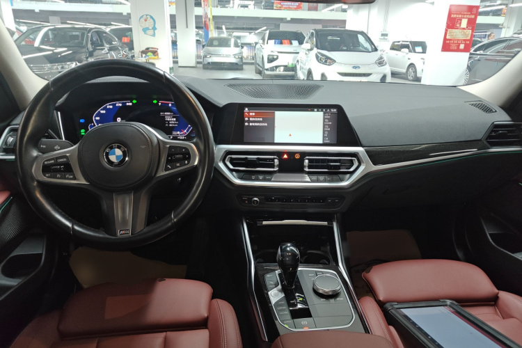 宝马3系 2021款 改款 325Li M运动套装中控内饰7002