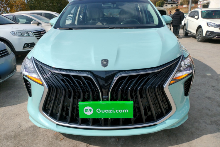 东风风行 风行游艇 2022款 1.5T DCT逐浪版车身外观2