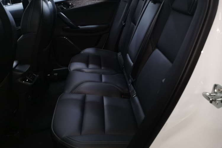 领克06 2023款 Remix 1.5T 劲Pro中控内饰21